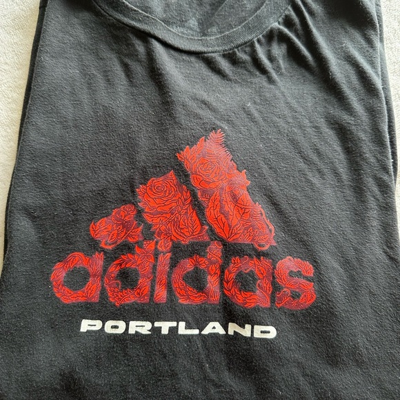 Adidas Tee - Picture 2 of 2